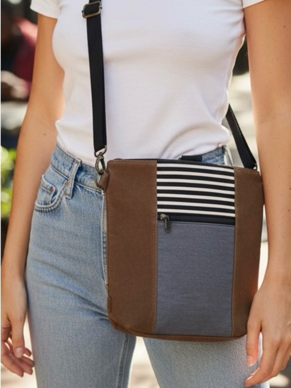 Handcrafted Stylish Brown Canvas Purse with Striped Pattern, Adjustable Strap